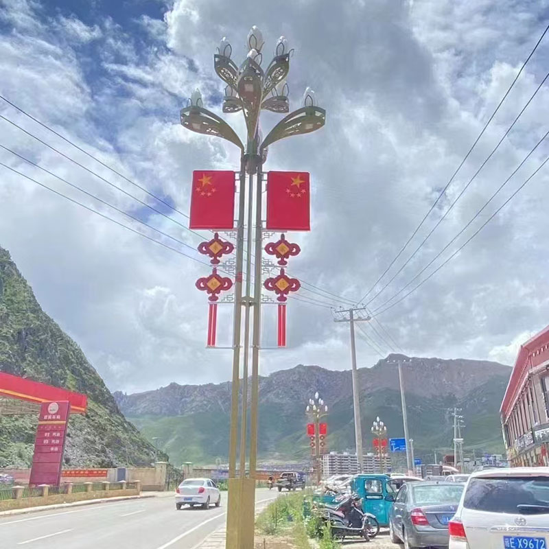 昌吉抱箍太阳能路灯生产厂家